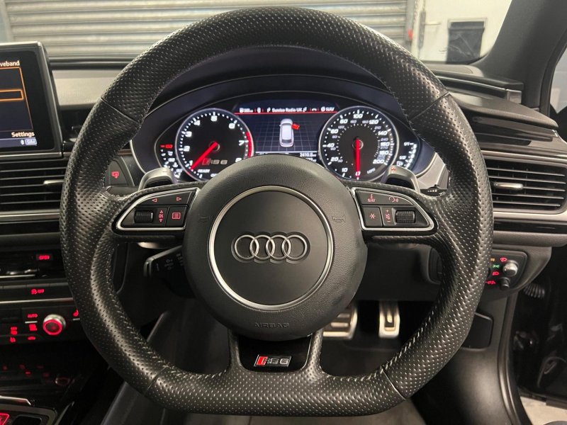 AUDI RS6