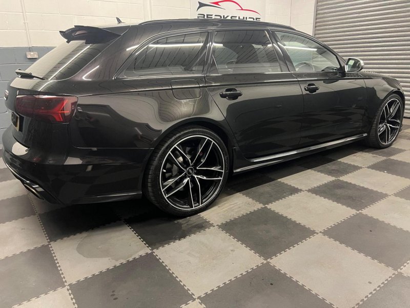 AUDI RS6