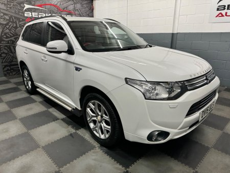 MITSUBISHI OUTLANDER 2.0h 12kWh GX5hs CVT 4WD Euro 5 (s/s) 5dr