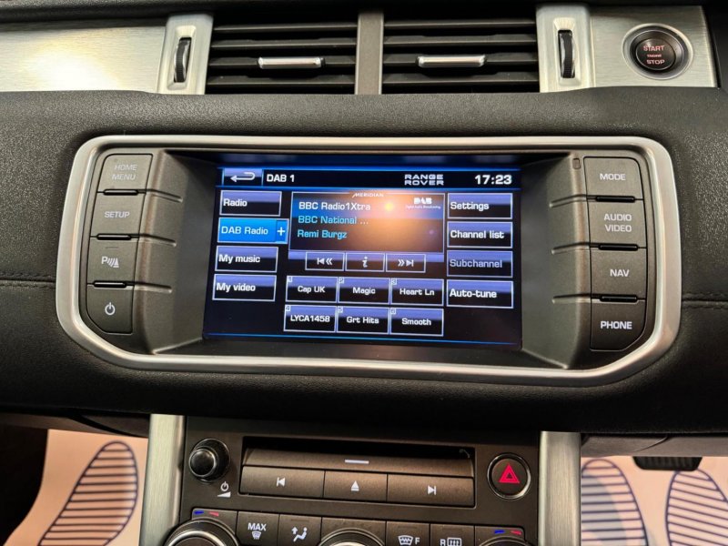 LAND ROVER RANGE ROVER EVOQUE