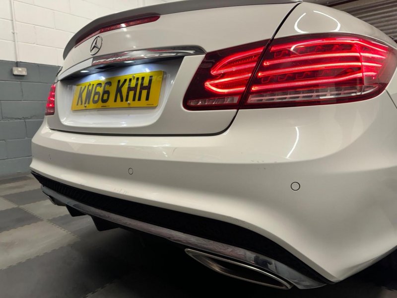 MERCEDES-BENZ E CLASS