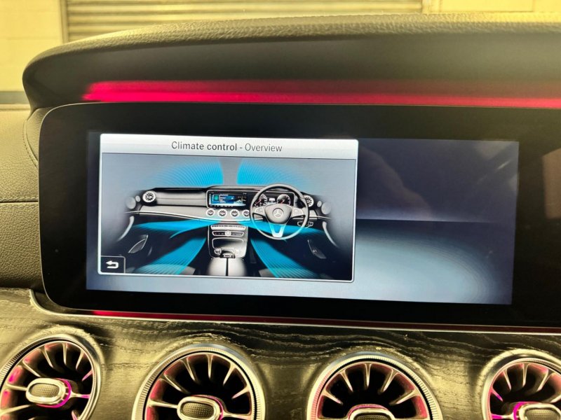 MERCEDES-BENZ E CLASS