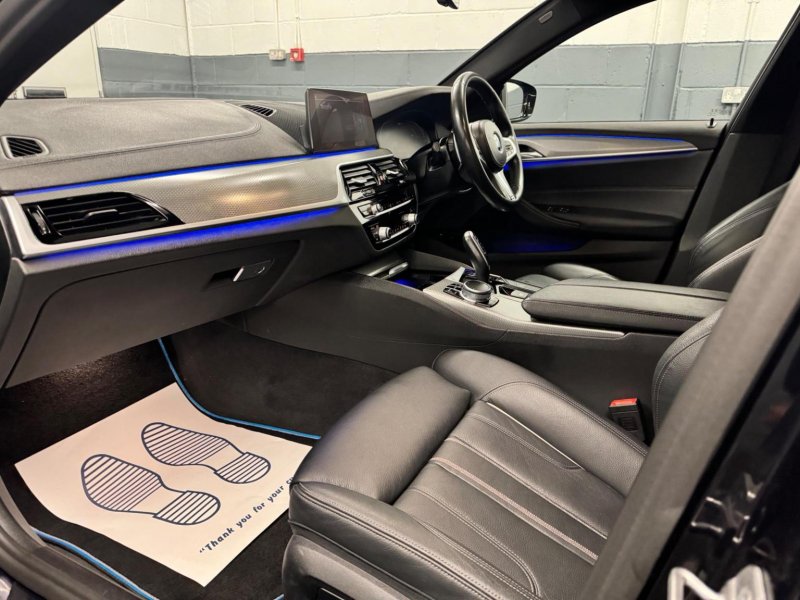 BMW 5 SERIES