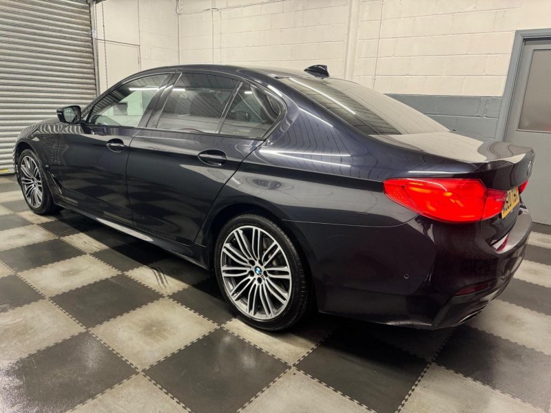 BMW 5 SERIES