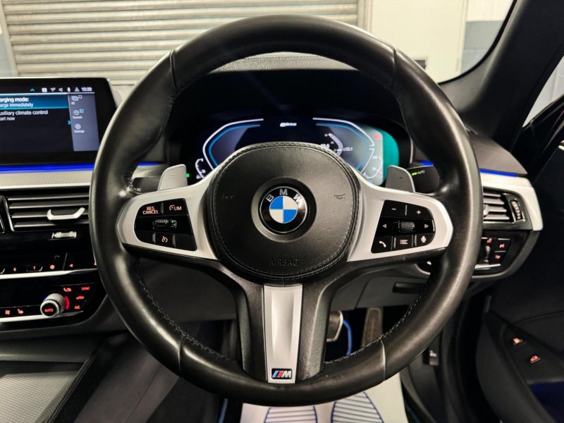 BMW 5 SERIES