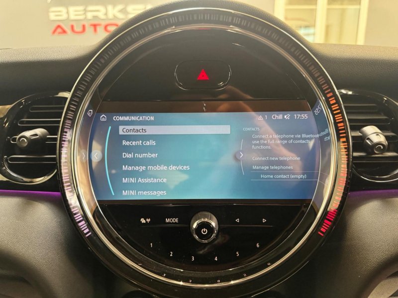 MINI HATCH