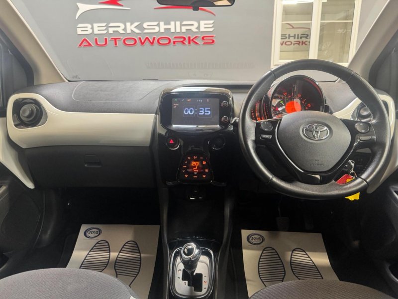 TOYOTA AYGO