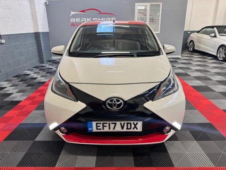 TOYOTA AYGO 1.0 VVT-i x-press x-shift Euro 6 5dr