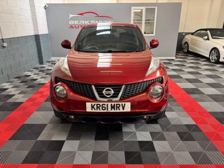 NISSAN JUKE 1.6 Acenta Premium Euro 5 (s/s) 5dr
