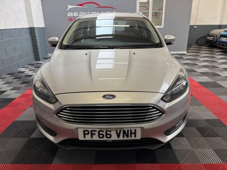FORD FOCUS 1.5 TDCi Zetec Powershift Euro 6 (s/s) 5dr