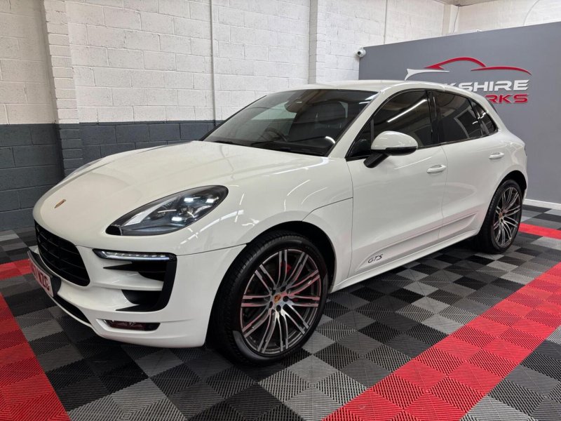 PORSCHE MACAN 3.0T V6 GTS PDK 4WD Euro 6 (s/s) 5dr